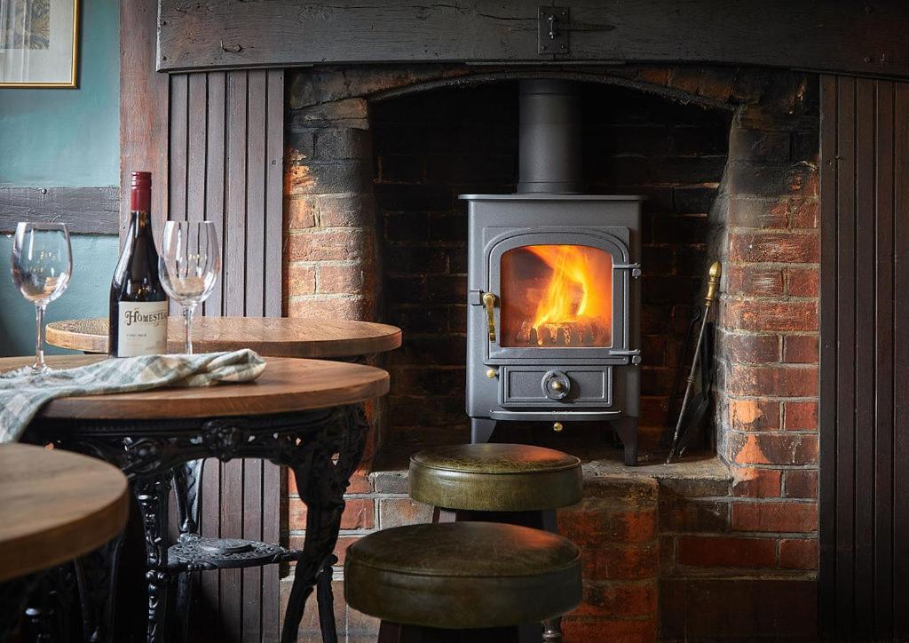 The New Inn Heckfield Hook  Luaran gambar